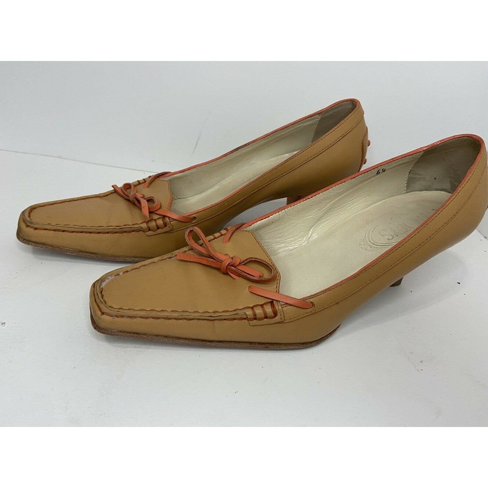 Tod's Leather Square Toe Pumps Size 6.5
